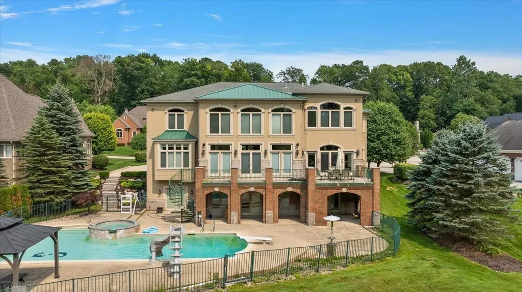 61403 Barclay Drive Washington Township MI 48094
