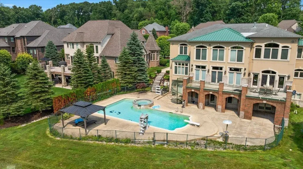 61403 Barclay Drive Washington Township MI 48094
