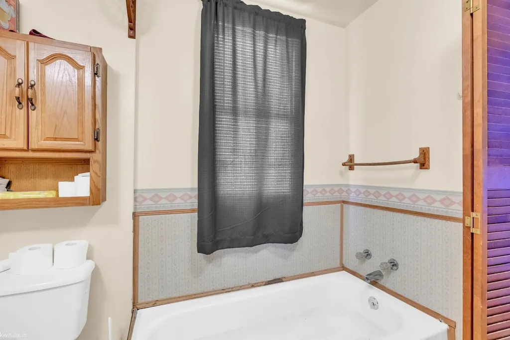 2049 Henry Street Port Huron Charter Township MI 48060