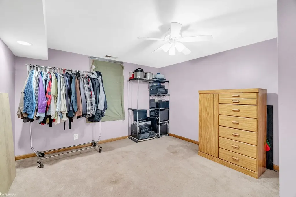 2049 Henry Street Port Huron Charter Township MI 48060