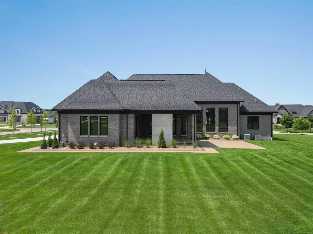 61570 Cotswold Drive Washington Township MI 48094