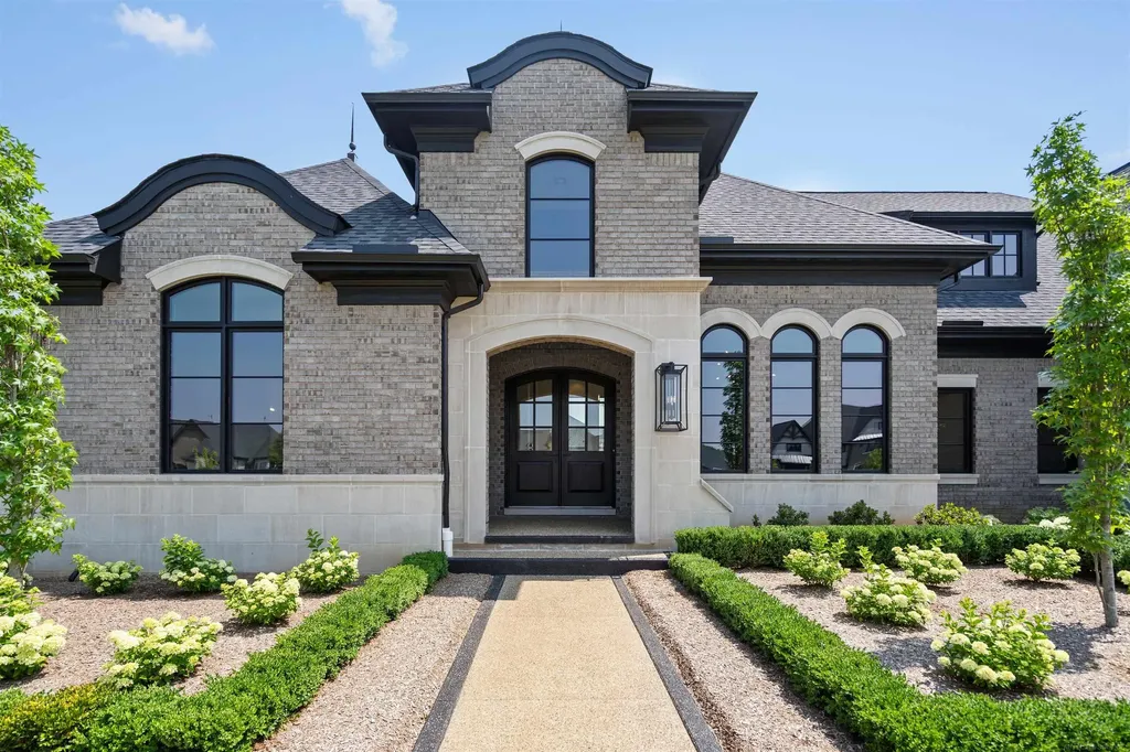 61570 Cotswold Drive Washington Township MI 48094