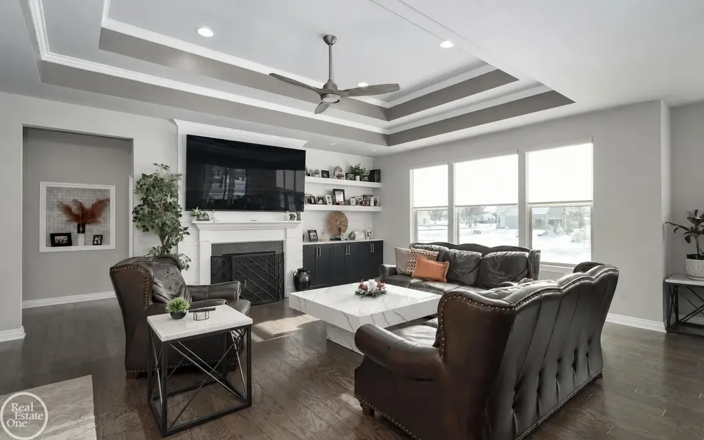 16818 Glenhurst Drive Macomb Township MI 48044