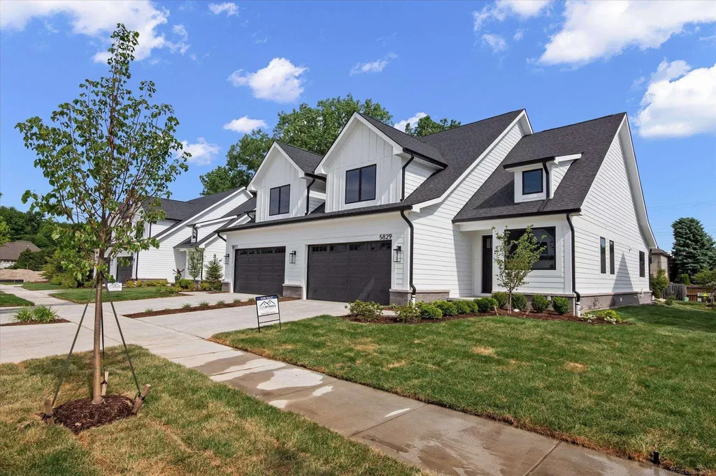 5829 Heights Drive Sterling Heights City MI 48314