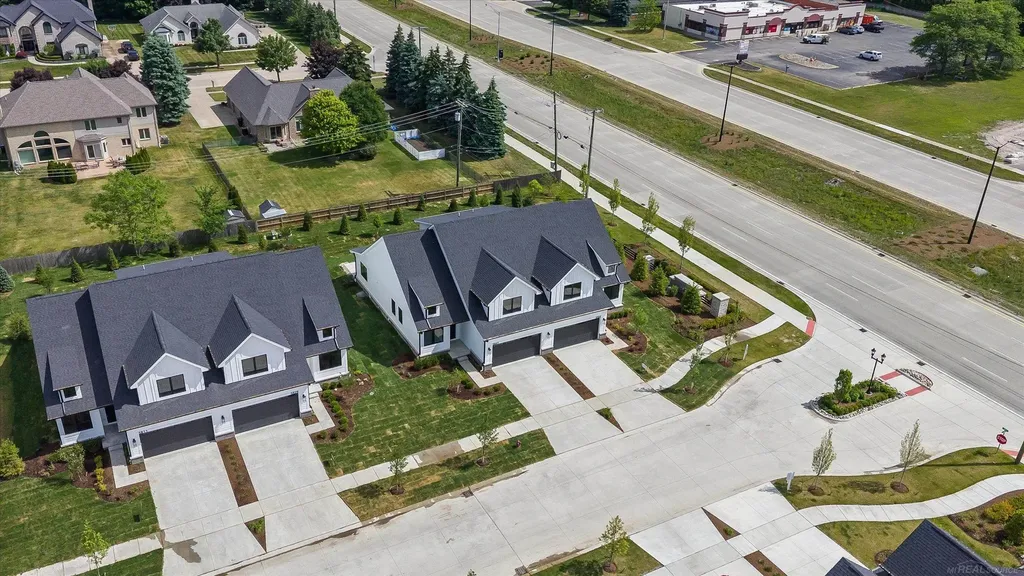 5865 Heights Drive Sterling Heights City MI 48314