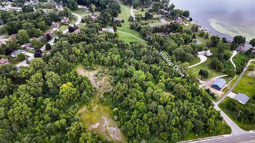 9915 Highland Road White Lake Charter Township MI 48383