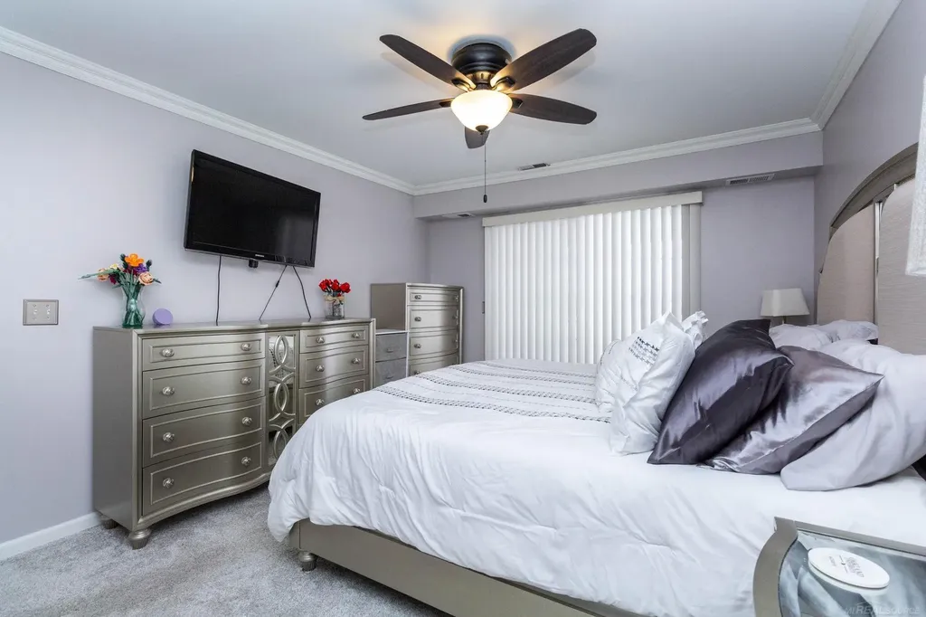 52196 Naugatuck Drive Macomb Township MI 48042