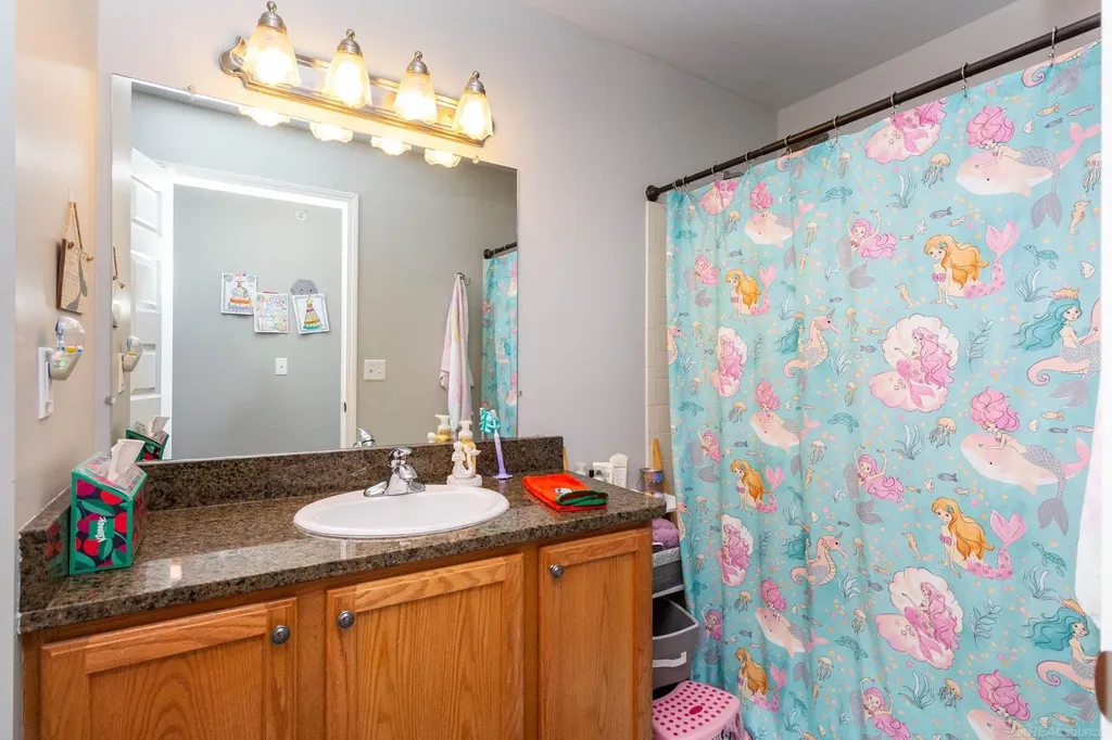 52196 Naugatuck Drive Macomb Township MI 48042