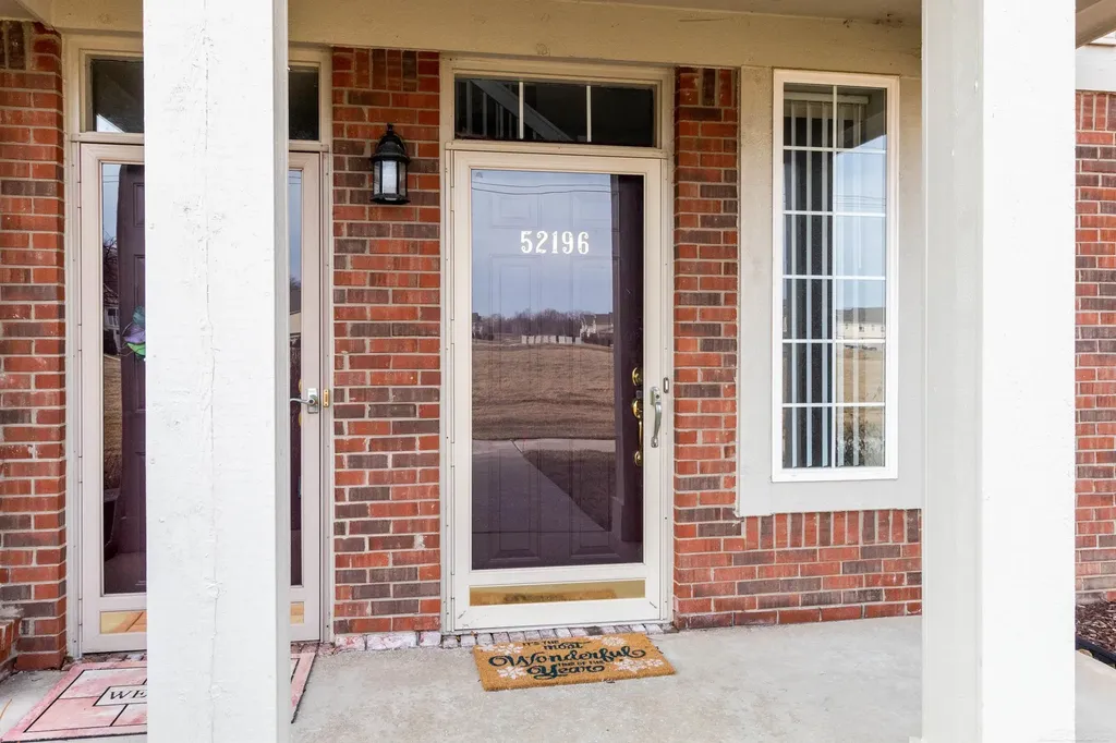 52196 Naugatuck Drive Macomb Township MI 48042
