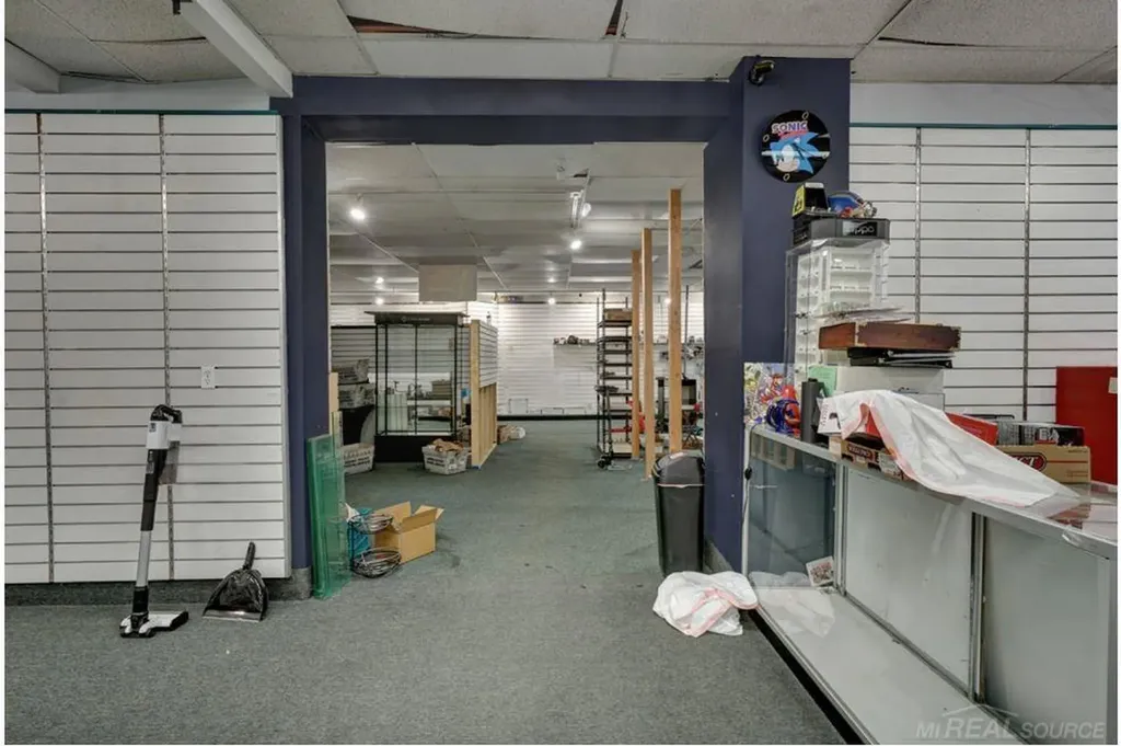 3350-3356 Lapeer Road Port Huron City MI 48060