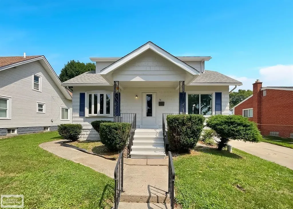 35 Michigan Avenue Mt. Clemens City MI 48043