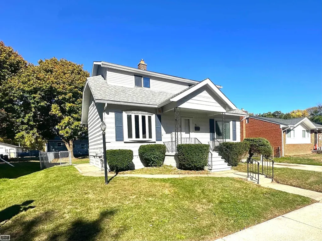 35 Michigan Avenue Mt. Clemens City MI 48043