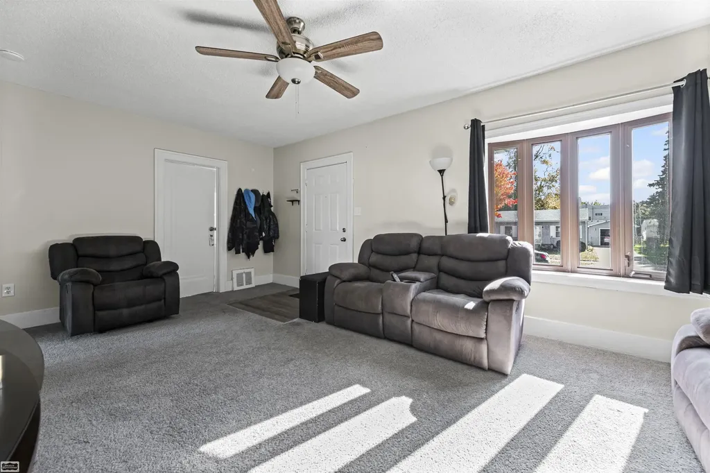 35 Michigan Avenue Mt. Clemens City MI 48043
