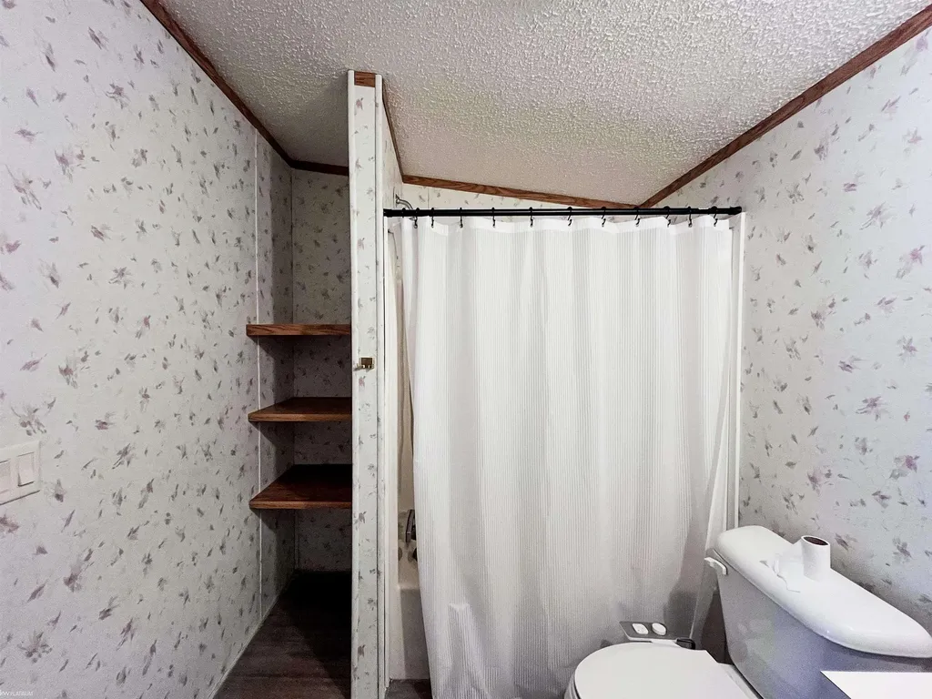 33181 Waterfall Court Lenox Township MI 48048
