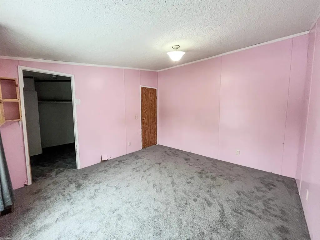 33181 Waterfall Court Lenox Township MI 48048