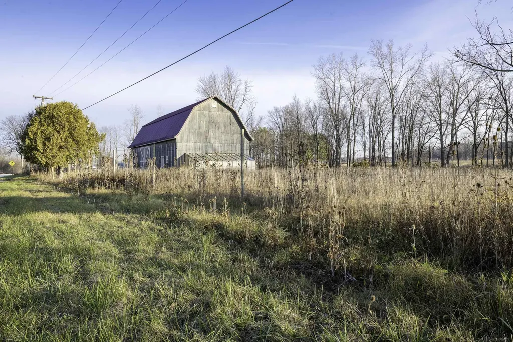 61776 Indian Trail Road Ray Township MI 48096
