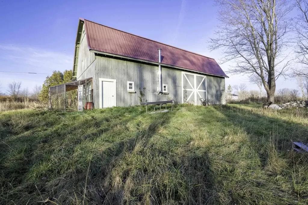 61776 Indian Trail Road Ray Township MI 48096
