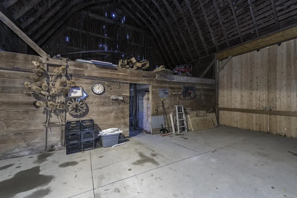 61776 Indian Trail Road Ray Township MI 48096