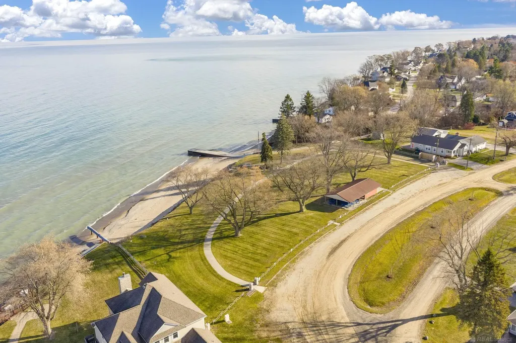 000 Sunset Boulevard Worth Township MI 48450