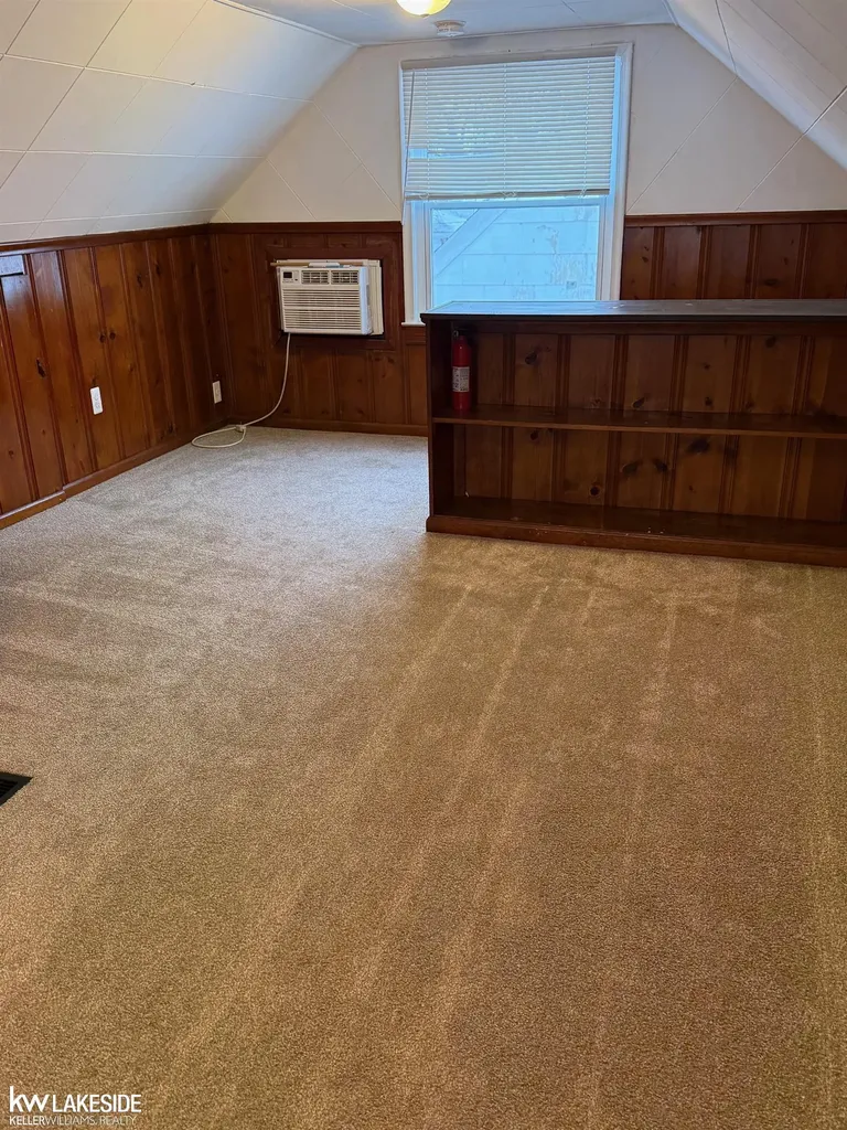 22795 Almond Avenue Eastpointe City MI 48021