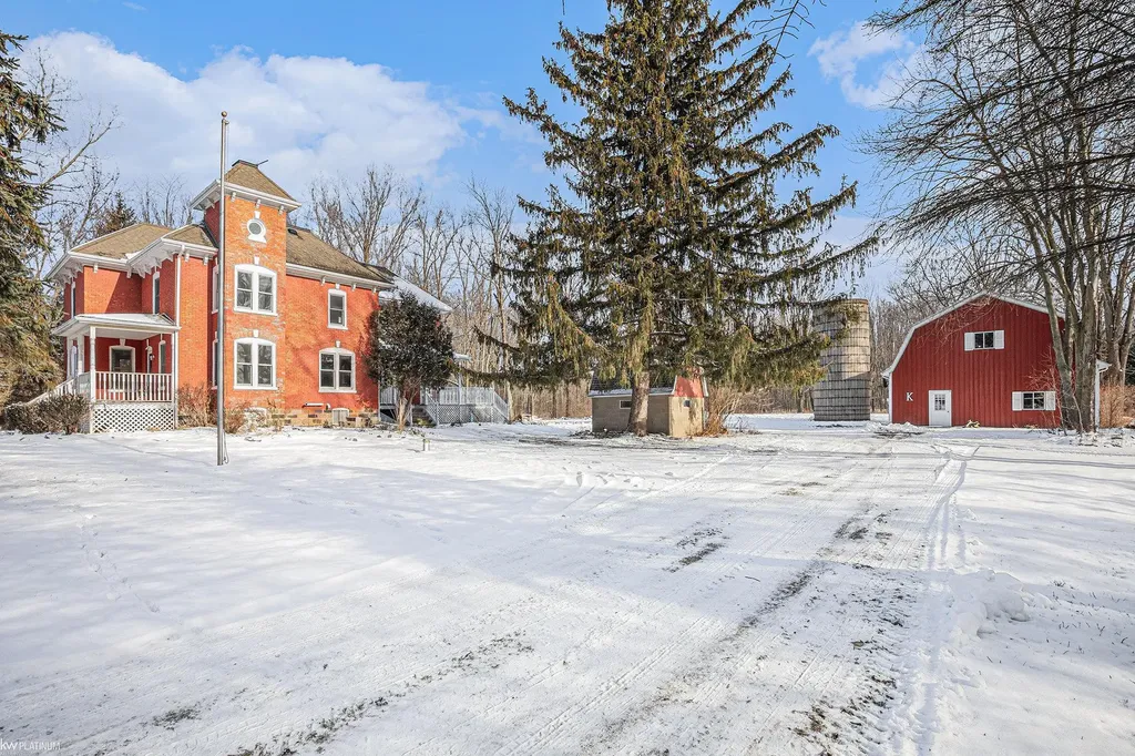 8142 Mason Road Lynn Township MI 48097