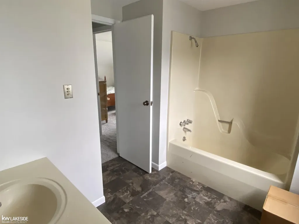 3881 Port Austin Road Lake Township MI 48725