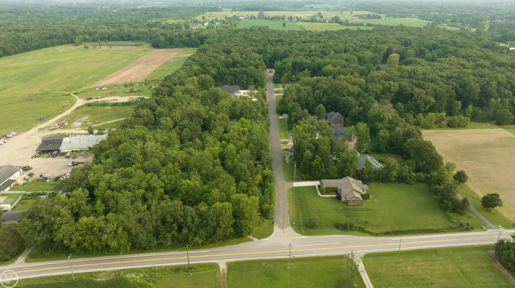 62880 Braun Drive Washington Township MI 48094