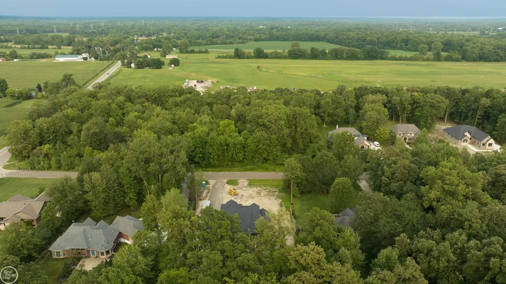 62880 Braun Drive Washington Township MI 48094