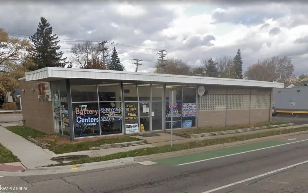 1805 E 9 Mile Road Ferndale City MI 48220