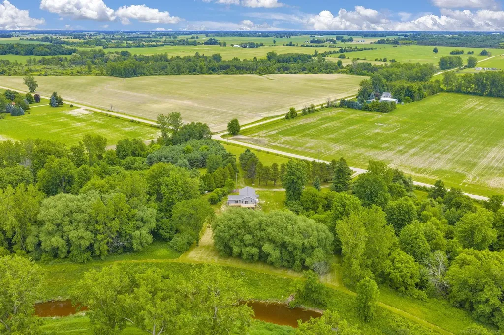 495 N Church Road Bridgehampton Township MI 48419