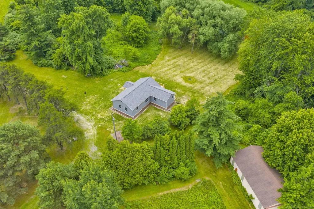 495 N Church Road Bridgehampton Township MI 48419