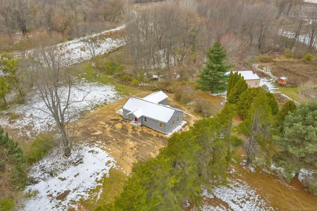 495 N Church Road Bridgehampton Township MI 48419