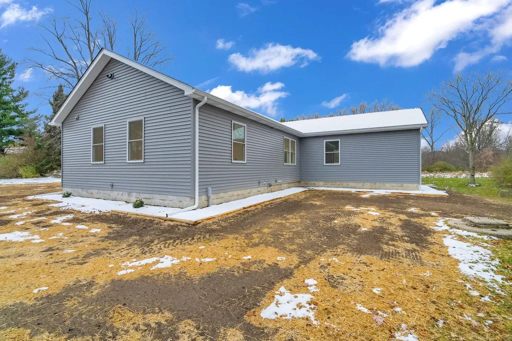 495 N Church Road Bridgehampton Township MI 48419
