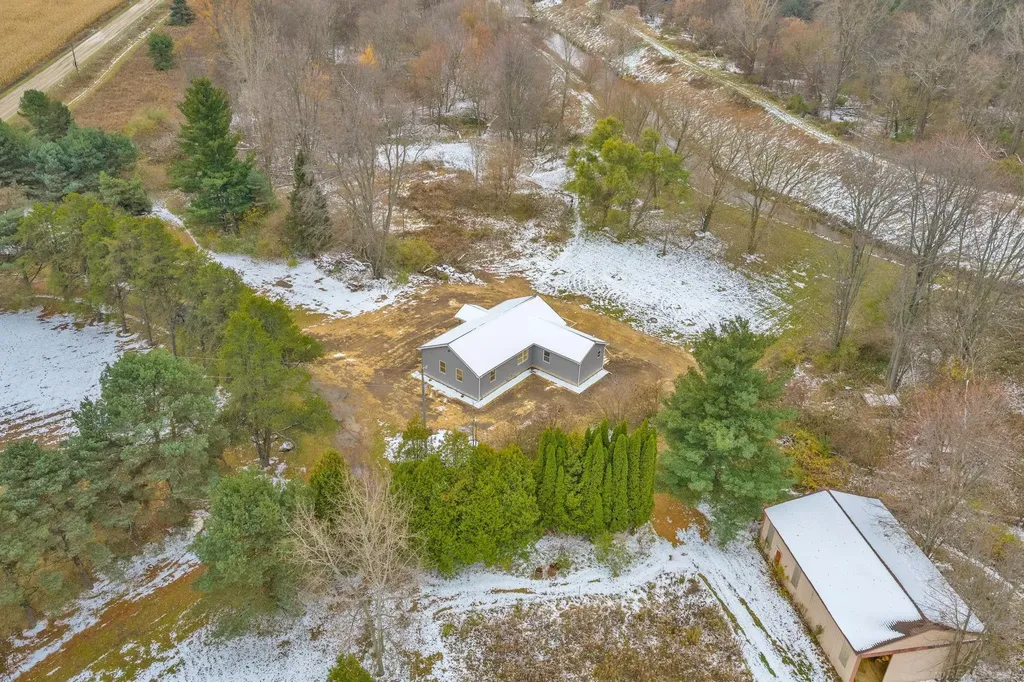 495 N Church Road Bridgehampton Township MI 48419