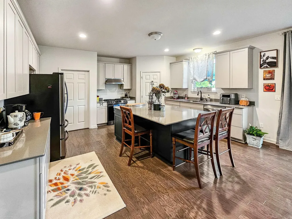 24784 Beach Drive Macomb Township MI 48042