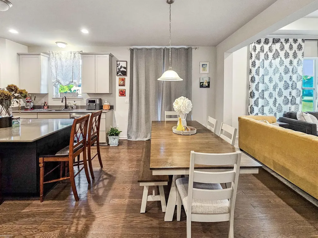 24784 Beach Drive Macomb Township MI 48042