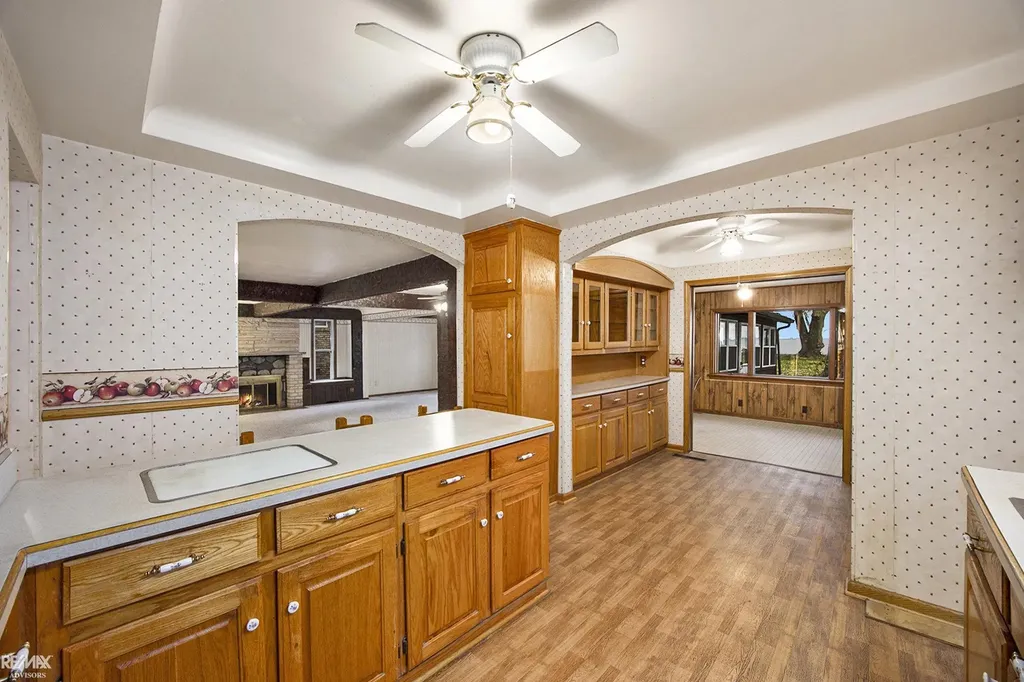 8014 Anchor Bay Dr Drive Clay Township MI 48001