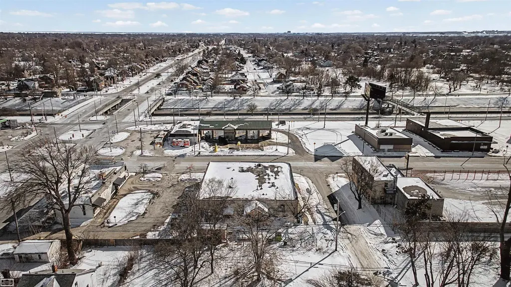 14701 Harper Avenue Detroit City MI 48224