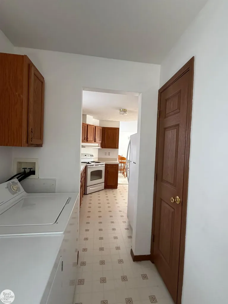 988 Chartier Road Marine City City MI 48039