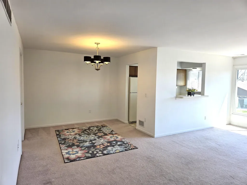 507 Country Club Drive St. Clair Shores City MI 48082