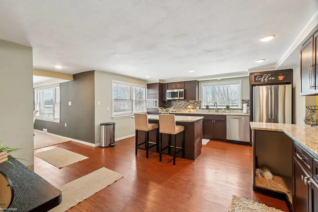 2335 Water Street Port Huron Charter Township MI 48060
