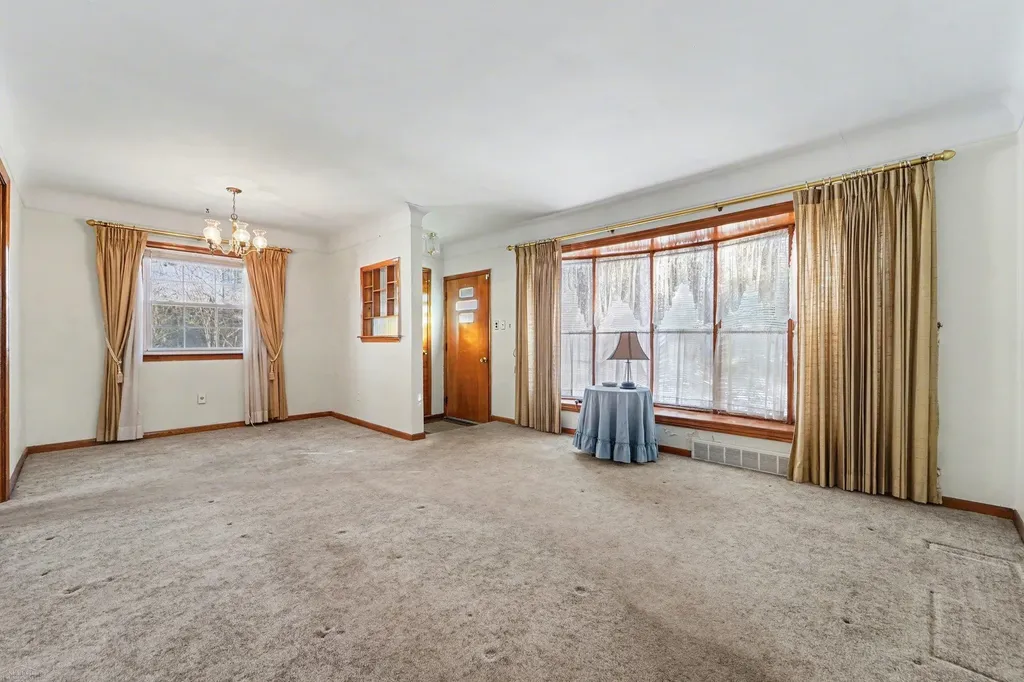 1121 Ottawa Street Royal Oak City MI 48073