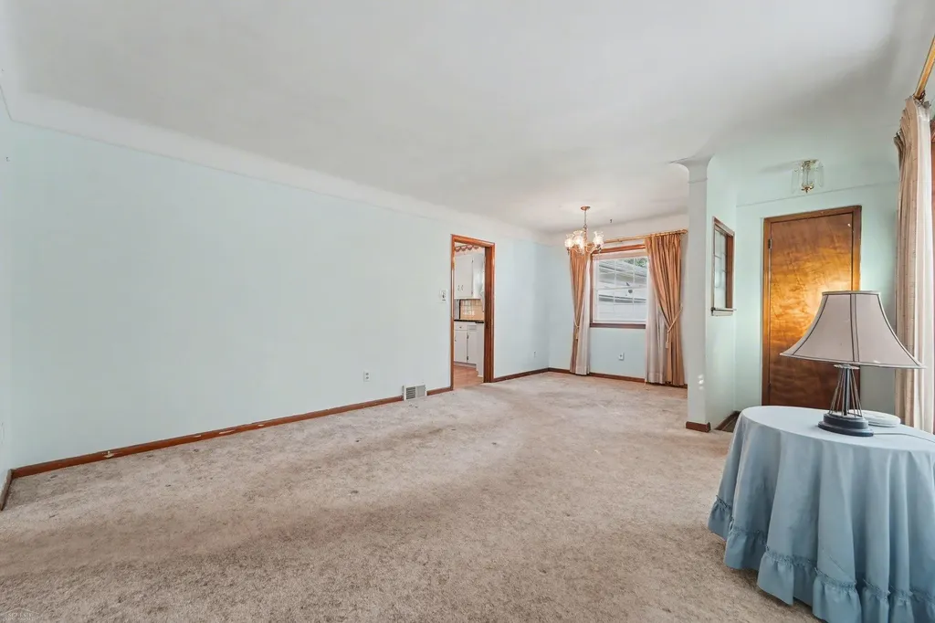 1121 Ottawa Street Royal Oak City MI 48073