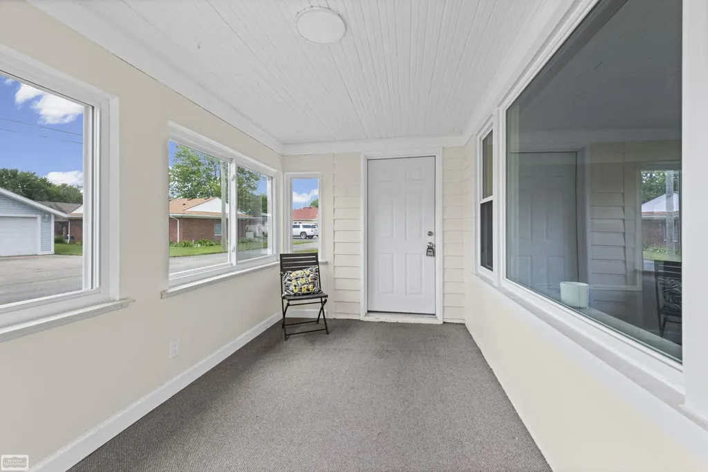 114 Interlochen Drive Algonac City MI 48001