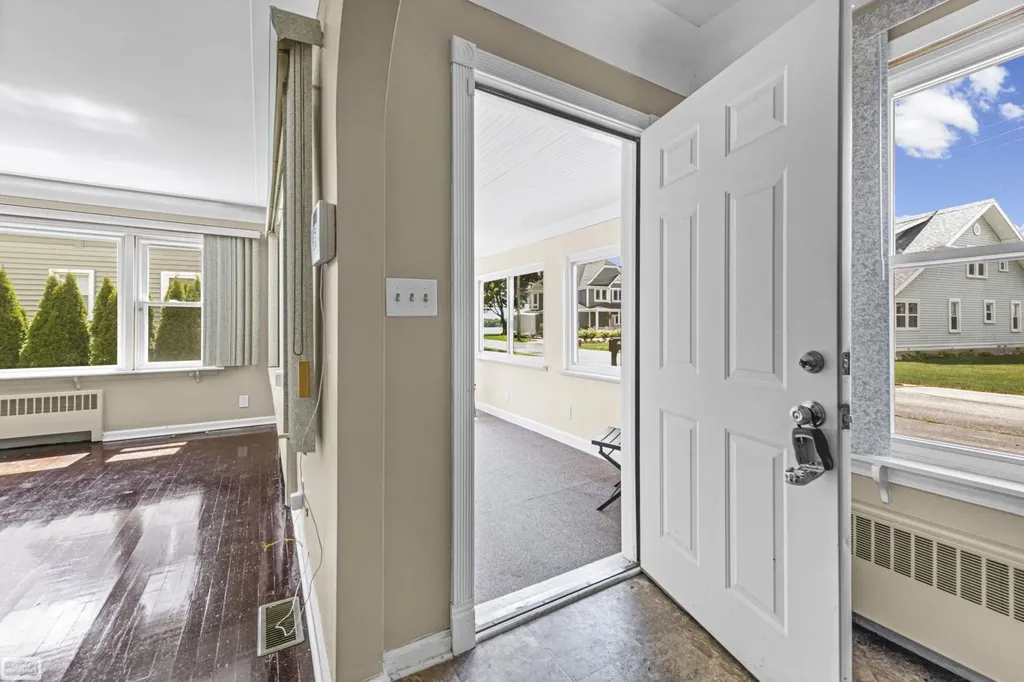 114 Interlochen Drive Algonac City MI 48001