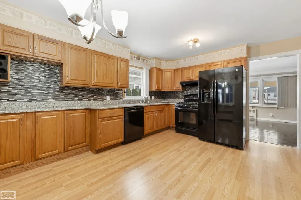 114 Interlochen Drive Algonac City MI 48001