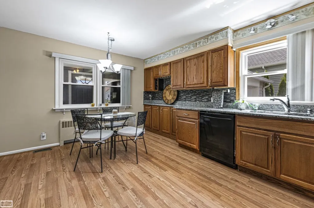 114 Interlochen Drive Algonac City MI 48001