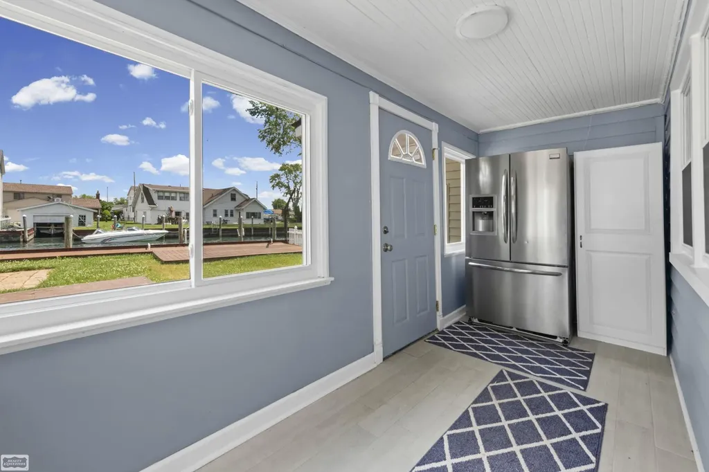 114 Interlochen Drive Algonac City MI 48001