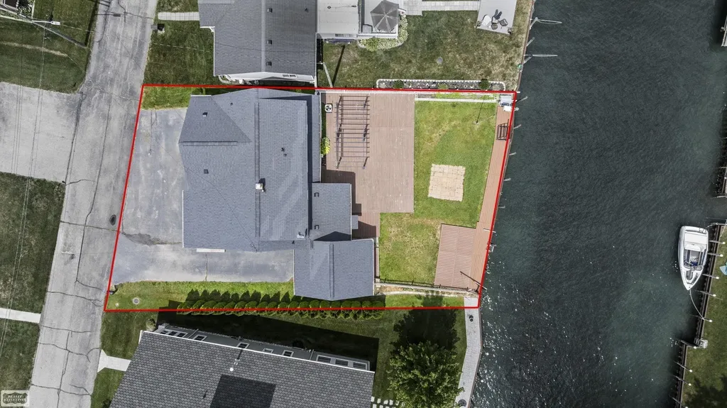 114 Interlochen Drive Algonac City MI 48001