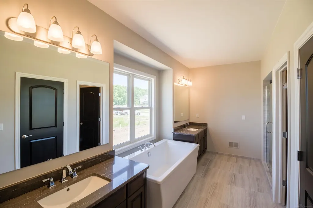 7496 Brunswick Drive Washington Township MI 48095